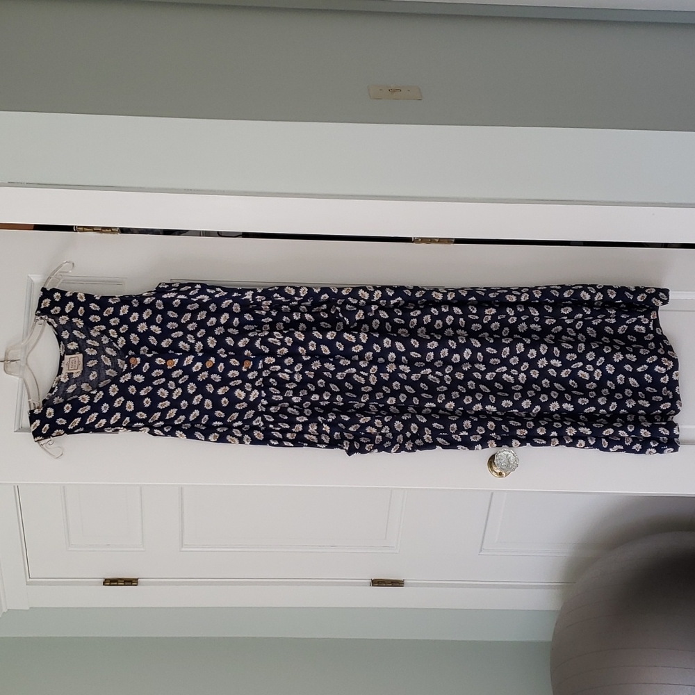Maxi Sleeveless Dress. Size Small.